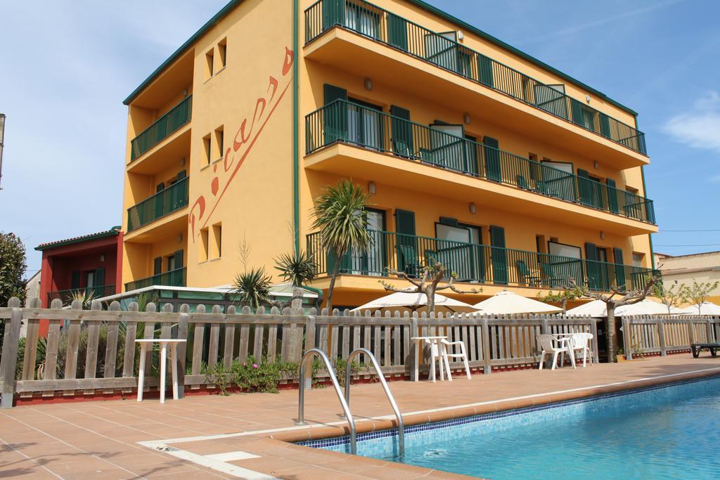 Hotel Picasso Torroella De Montgri Luaran gambar