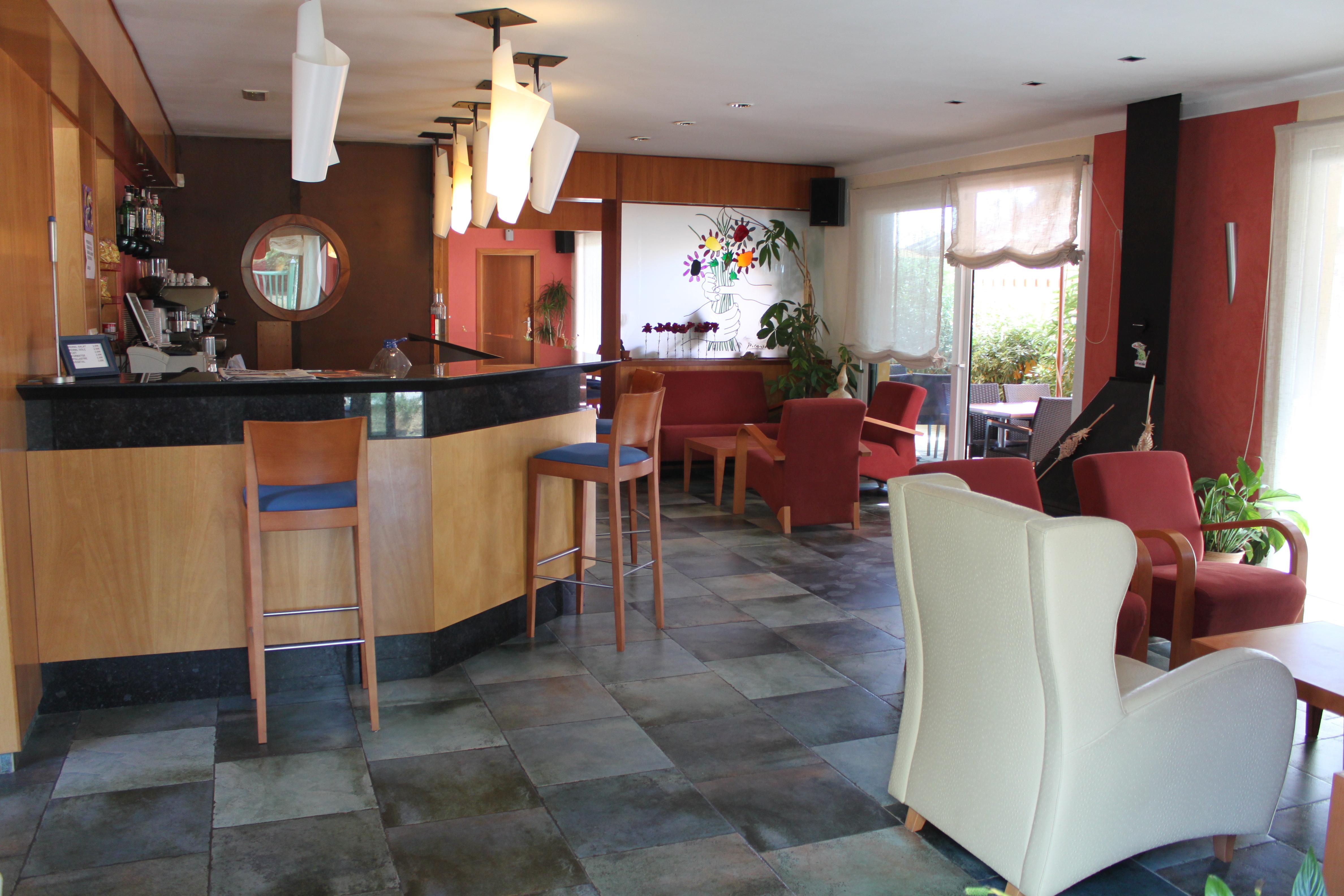 Hotel Picasso Torroella De Montgri Luaran gambar