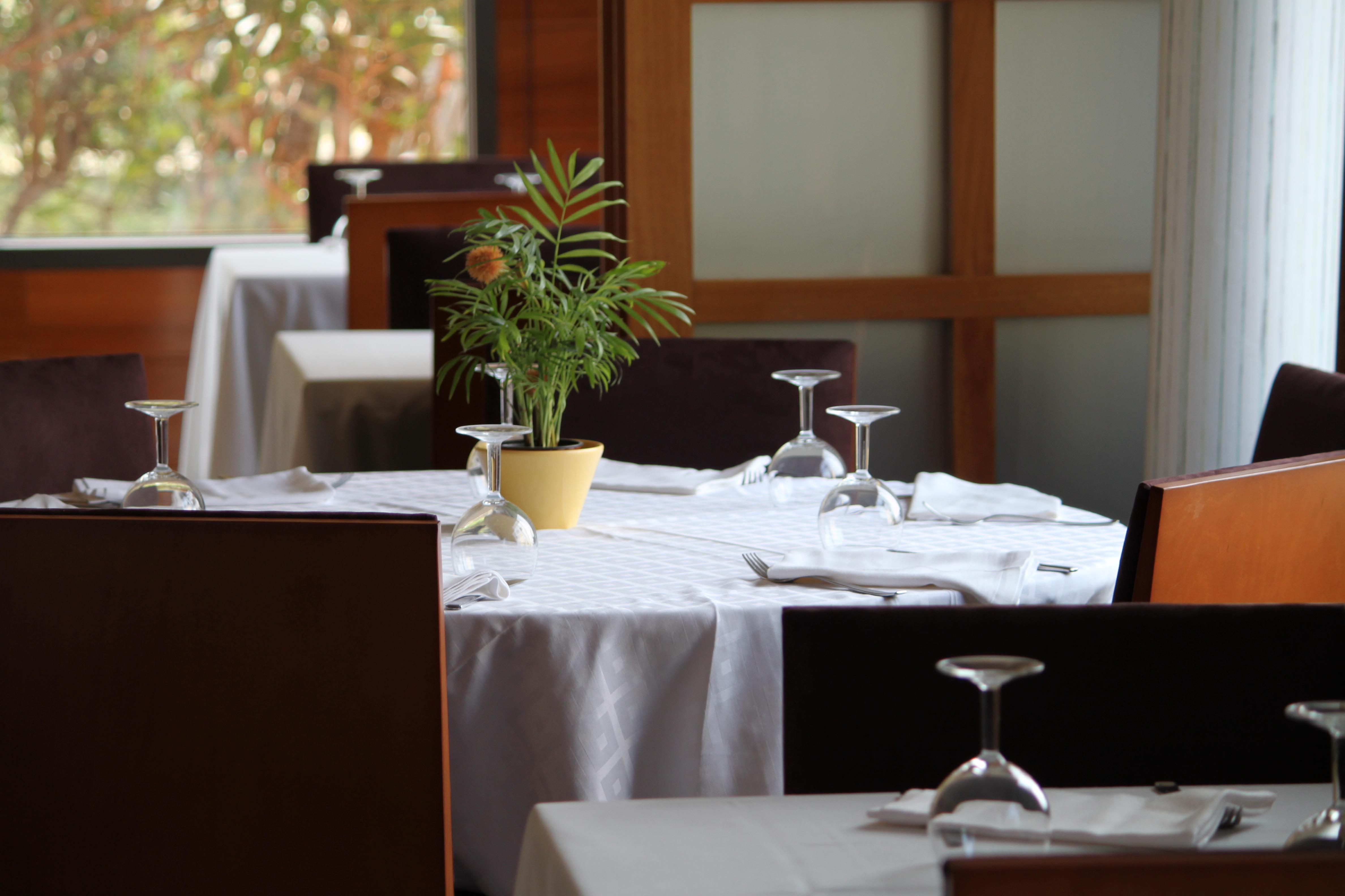 Hotel Picasso Torroella De Montgri Luaran gambar