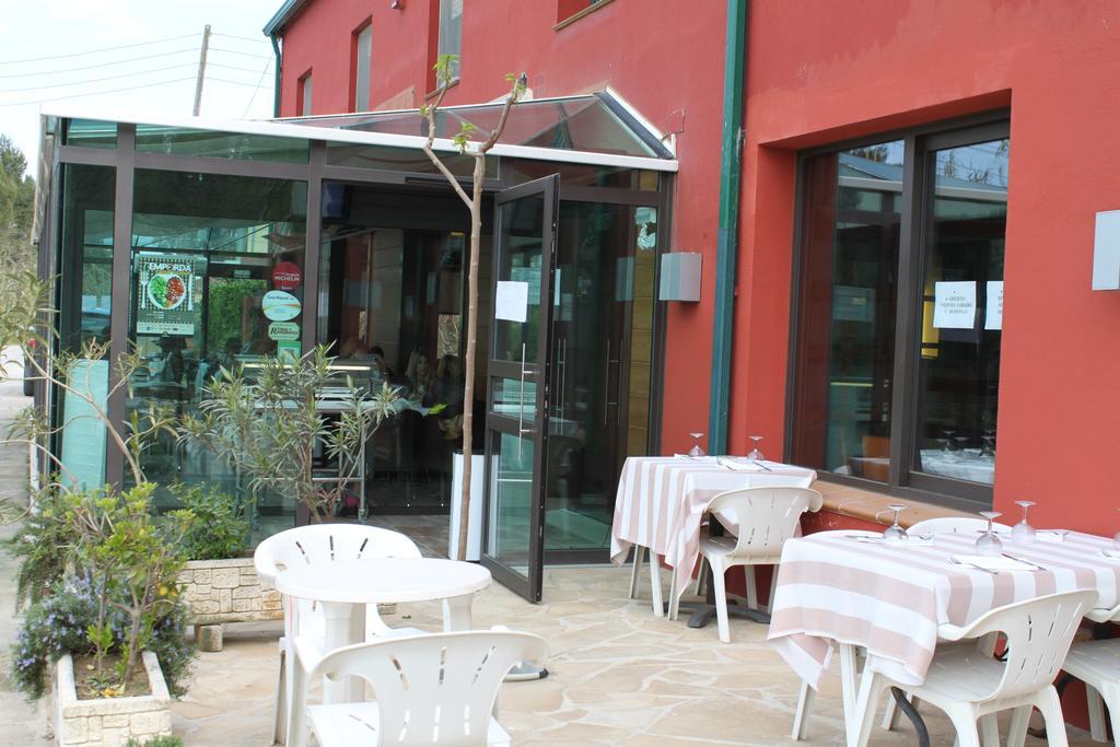 Hotel Picasso Torroella De Montgri Luaran gambar