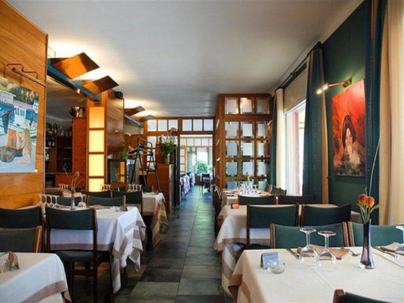 Hotel Picasso Torroella De Montgri Luaran gambar